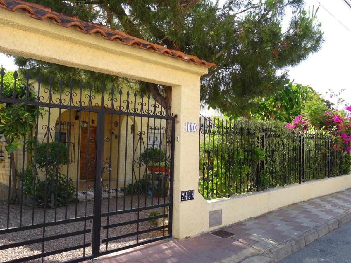 Casa Mediterraneo La Marina Luaran gambar