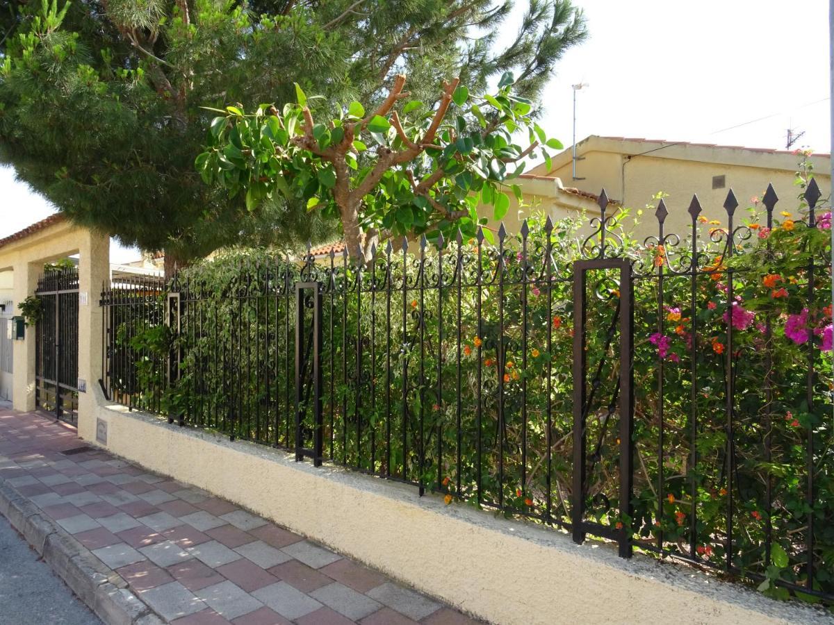 Casa Mediterraneo La Marina Luaran gambar
